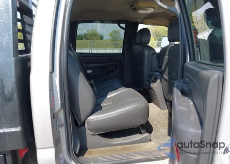 2005 Chevrolet Silverado 2500Hd Lt z USA, uszkodzony, nr VIN 1GCHK23235F803038